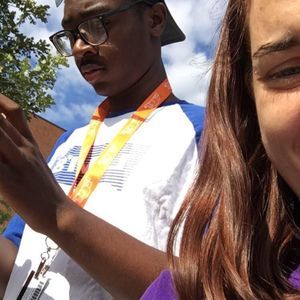 Meet your Posher, Abigail